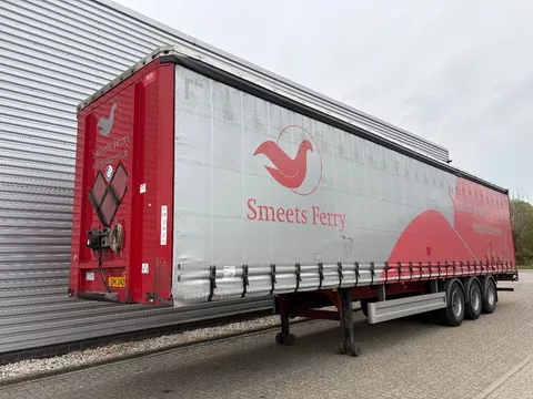 Pacton SCHUIFZEIL / HARDHOUTEN VLOER / VALKX ASSEN / ALU BORDEN / APK - TUV AUGUSTUS 2026